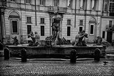 DSC_9774-850-PiazzaNavona-BW