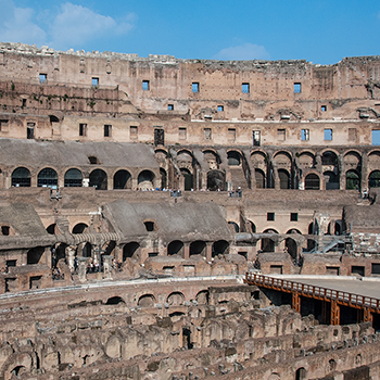 Roma_0651-700-colosseum